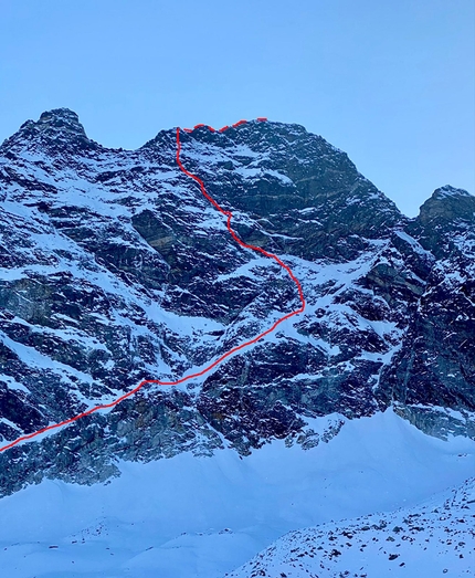 Paralpinism, Aaron Durogati, Simon Gietl, Monte Rauchkofel - The line up the north face of Rauchkofel climbed on 29/11/2020 by Simon Gietl and Aaron Durogati 