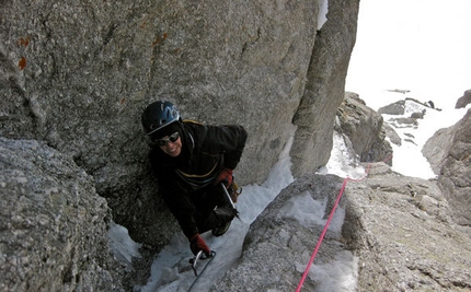 Ice climbing Val Masino - Annalisa Bonfanti on Goulotte Santanna