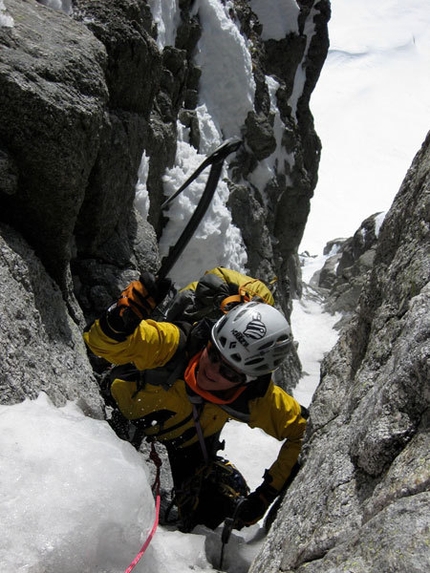 Ice climbing Val Masino - Anna Ceruti on Goulotte Santanna