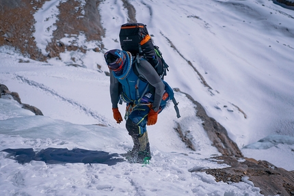 Alex Txikon - Alex Txikon durante la spedizione invernale al Manaslu 