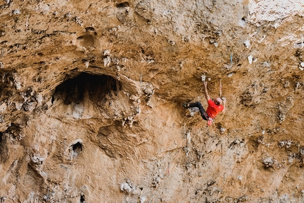 Iker Pou frees Guggen-Hell 9a+/b, hardest sport climb on Mallorca