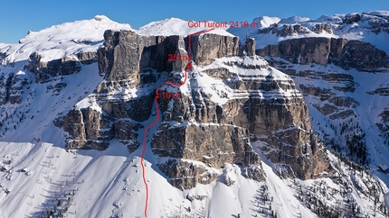 Hermann Comploj completes big first ski descent down Col Turont, Dolomites