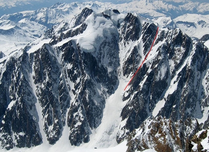 Davide Capozzi - Extreme skiing - Aiguille de Tre de la Tete, NE Couloir