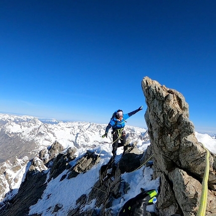 Altavia 4000, Nicola Castagna, Gabriel Perenzoni, 82 x 4000m of the Alps - Barre des Ecrins, on the ridge: Nicola Castagna and Gabriel Perenzoni 
