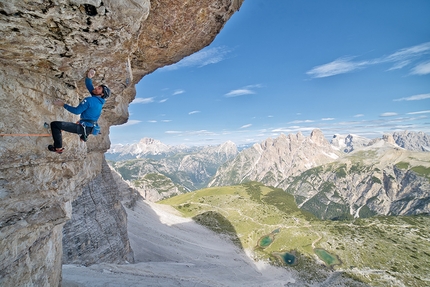 Siebe Vanhee controls Project Fear on Cima Ovest di Lavaredo in Dolomites