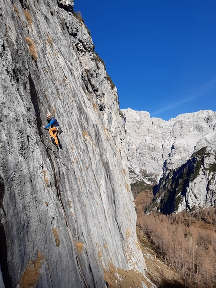 L'arrampicata alla Parete di Ferro della Lastia di Framont in Moiazza, Dolomiti