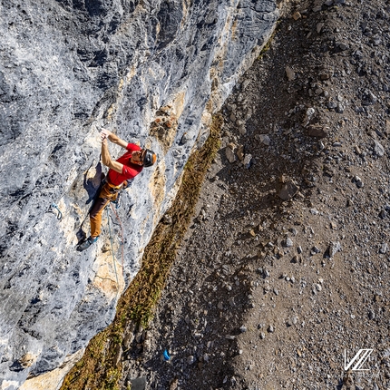 Silvan Schüpbach, Tradündition, Dündenhorn, Switzerland - Peter Von Känel climbing Tradündition on Dündenhorn, Switzerland