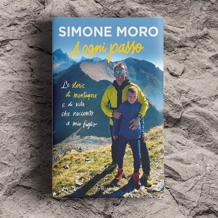 A ogni passo, il nuovo libro di Simone Moro