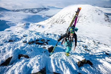 Freedom To Explore, Jackie Paaso - Freedom To Explore:the adventure of the 12 highest mountains in Sweden