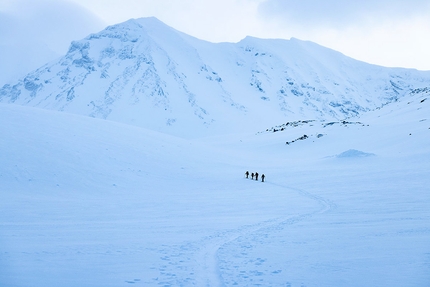 Freedom To Explore, Jackie Paaso - Freedom To Explore: l’avventura delle 12 vette più alte della Svezia