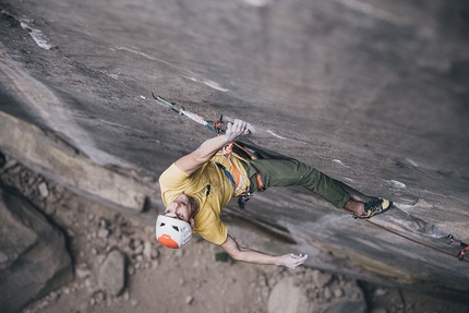 Symon Welfringer at Annot repeats Le Voyage, France’s hardest trad climb