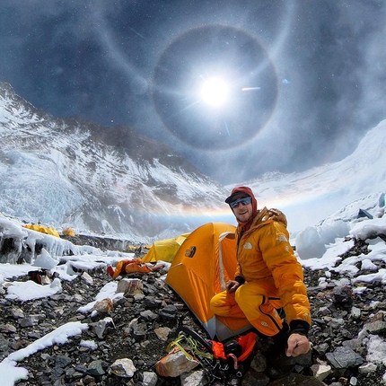 David Göttler, Everest - David Göttler durante la fase di acclimatamento per Everest senza ossigeno supplementare il 21/05/2022