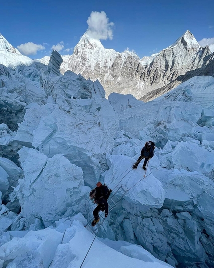 Everest, Andrea Lanfri, Luca Montanari - Nell'Icefall dell'Everest