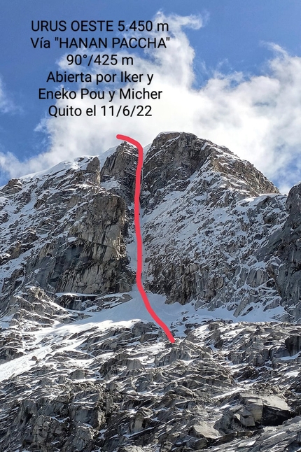 Perù, Eneko Pou, Iker Pou, Micher Quit - The line of Hanan pacha (90°/425m) on Urus Oeste (5450m) in Peru, first ascended by Eneko Pou, Iker Pou and Micher Quito