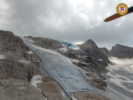 Marmolada Avalanche Dolomites - The huge ice collapse on Marmolada in the Dolomites