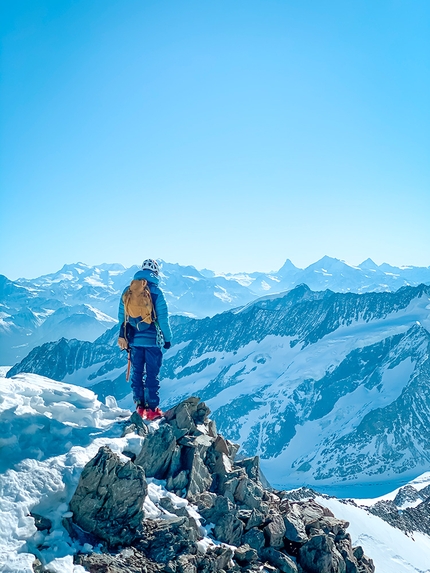 Ryan Colley, Swiss Alpine Traverse - Ryan Colley durante la sua traversata con gli sci delle Alpi Svizzere