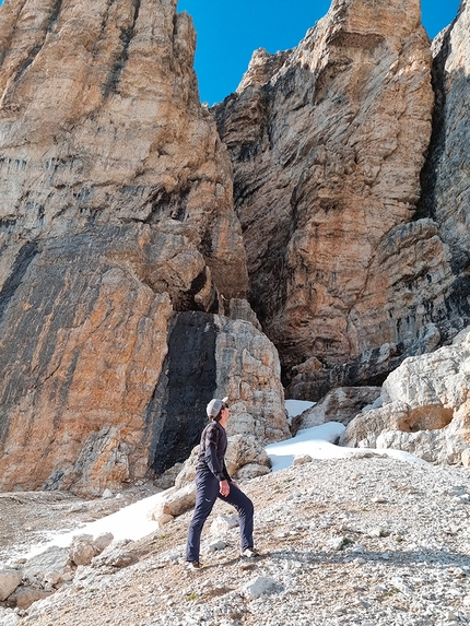 Semifreddo, Sass Pordoi, Dolomiti, Simon Messner, Martin Sieberer - Martin Sieberer making the first ascent of Semifreddo on Punta Aurelia, Sass Pordoi, Dolomites, with Simon Messner 06/2022