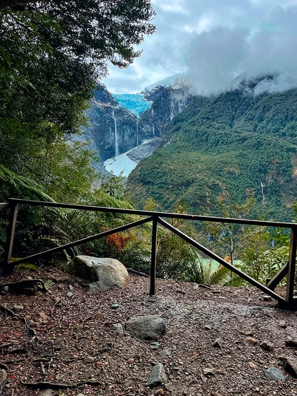 Parco Nazionale Qeulat, Patagonia, Cile, Nicolò Guarrera - Ultimo mirador sul Ventisquero Colgante, Parco Nazionale Qeulat (Patagonia, Cile)