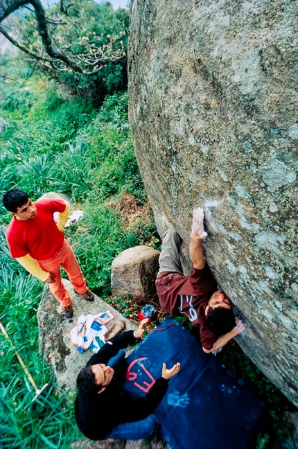 Sardegna Boulder - Mauro Calibani anni 2000, prime esplorazioni boulder in Sardegna