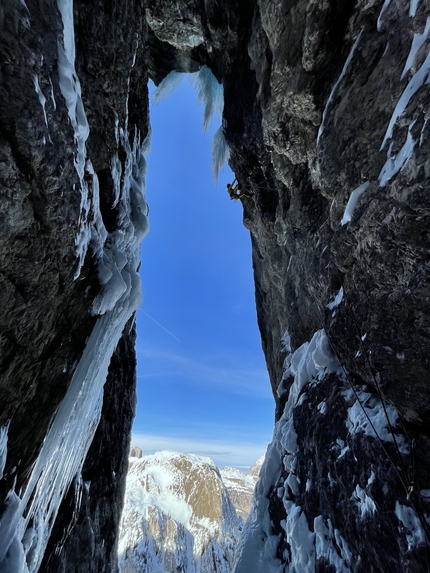 Sulla Cima Somamunt in Val Badia (Dolomiti) una nuova via di misto per Simon Gietl, Aaron Durogati e Davide Prandini