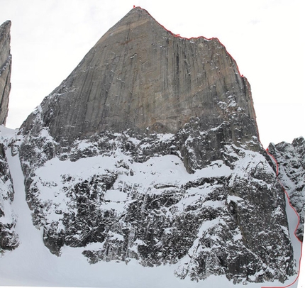 Shark's Tooth, first ascent in Greenland by Ruchkin and Mikhaylov