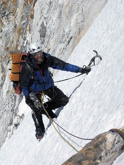 Jobo Rinjang first ascent by Joseph Puryear and David Gottlieb - Americans Joseph Puryear and David Gottlieb have made the first ascent of Jobo Rinjang (6,778 meters) via the direct South Face. This mountain is a satellite summit in the Lunag massif, Khumbu Region of Nepal.