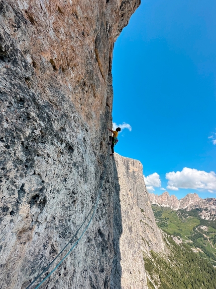 Back in Black climbed on Torre Colfosco in Val Badia (Dolomites) by Simon Gietl, Andrea Oberbacher