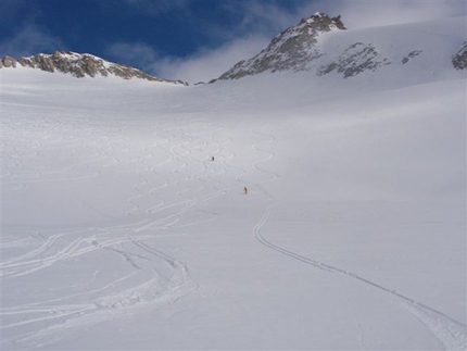 Pisgana - Pisgana: Skiing down from Passo di Bedole