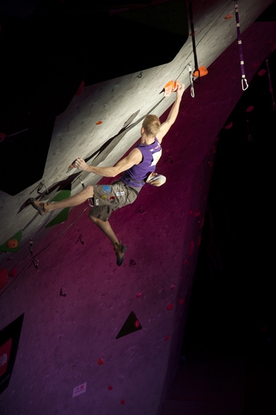 Jakob Schubert - Jakob Schubert climbing to victory in Boulder, USA