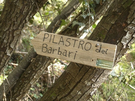 Tovaric Pilastro dei Barbari - Tovaric: Indicazione Arch. Beppe Ballico