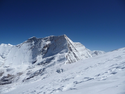 Putha Hiunchuli - Il Churen Himal, una delle 10 cime nel massiccio del Dhaulagiri.