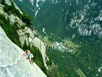 Val di Mello - Luna nascente