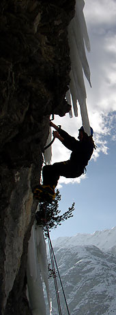 Hannes Pfeifhofe, dry tooling, Valle di Landro