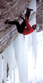 Dry tooling, Israel Blanco, Ueschinen, Svizzera, arrampicata su ghiaccio