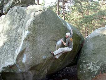 Karma, boulder, Fontainebleau, Luca Parisse