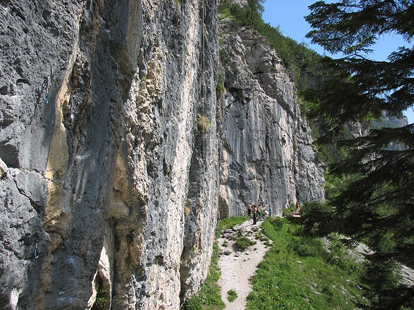 Calleda, Dolomites