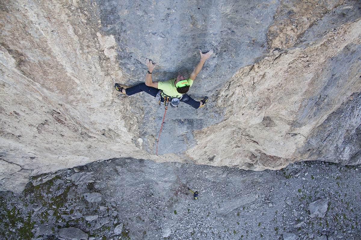 Alessandro Zeni di Karpos sulla via più dura delle Pale di San Martino