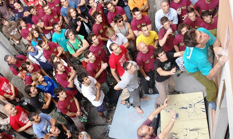 Omegna Street Boulder 2011