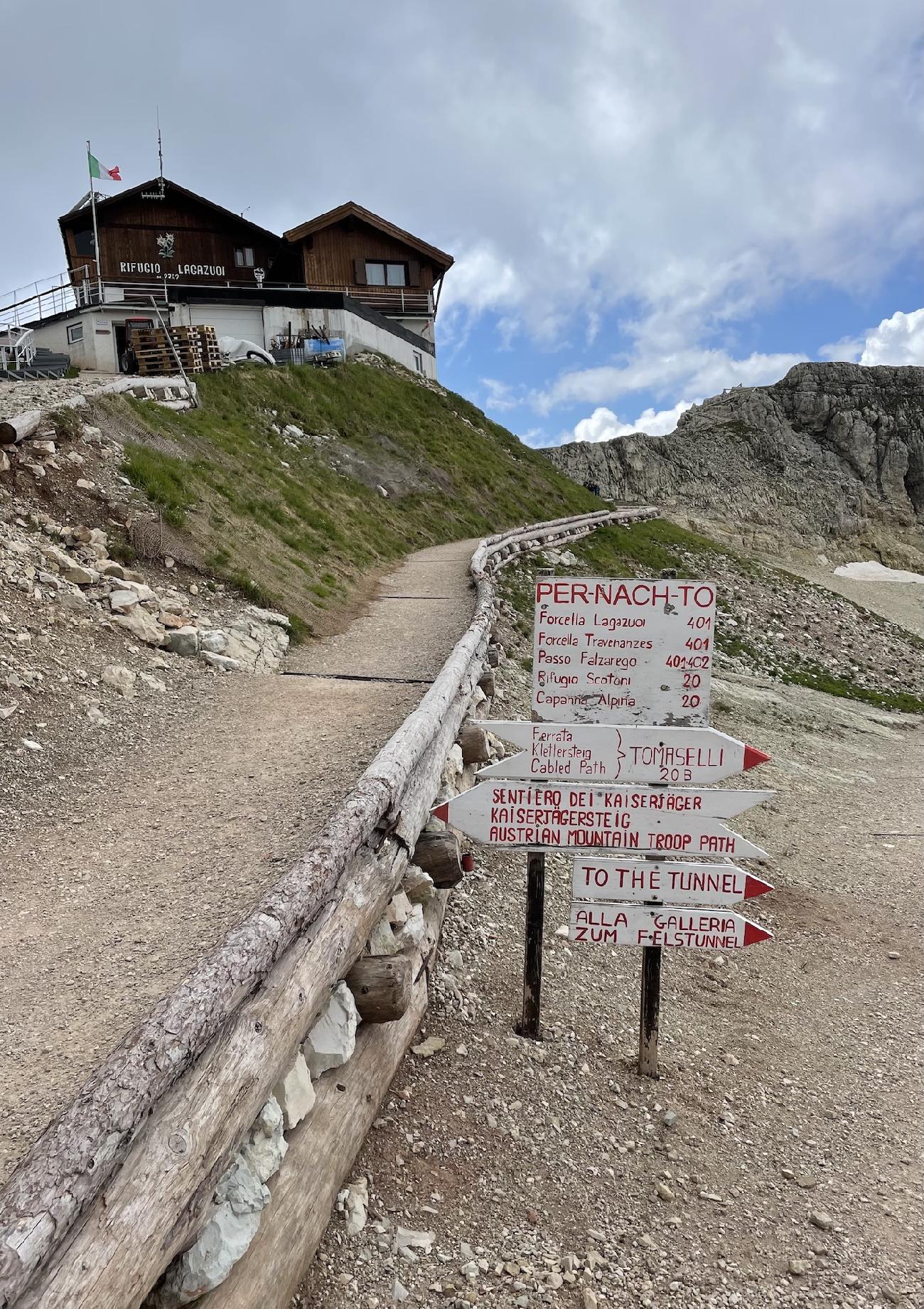 Sentiero dei Kaiserjäger, Passo Falzarego, Lagazuoi, Dolomites