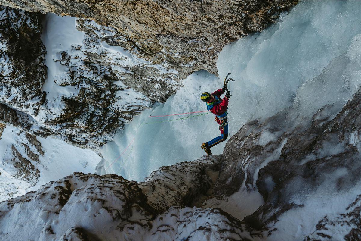 La Sportiva presenta Alpine Tech: la prima linea di abbigliamento per una  montagna senza compromessi - Expo , notizie sulle  attività all'aperto e prodotti online