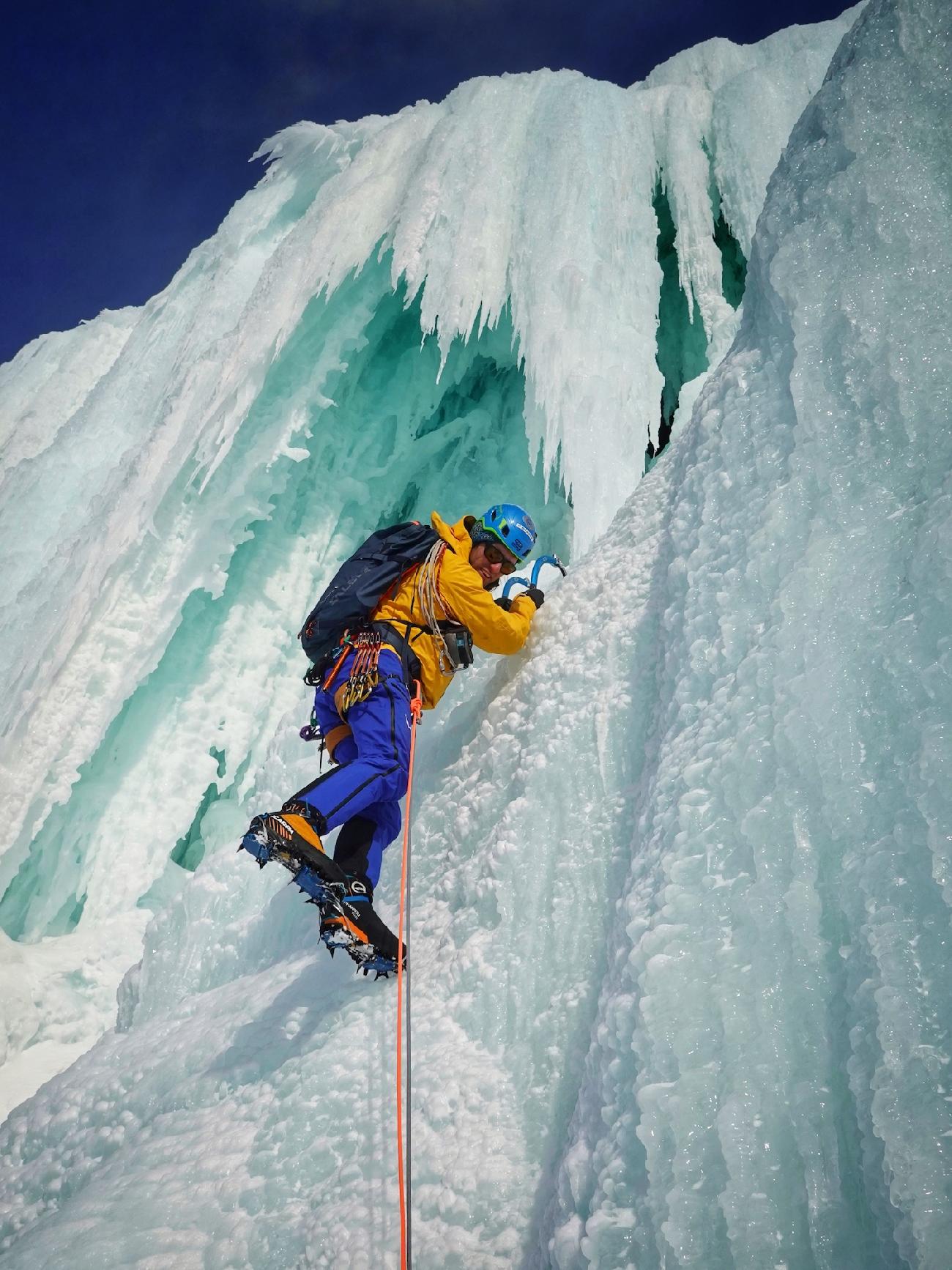 Norway ice climbing, Alessandro Ferrari, Giovanni Zaccaria