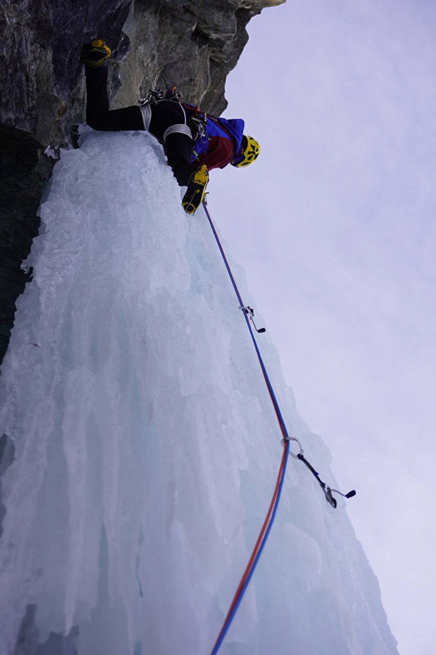 Vallone di Cuneaz, Val d’Ayas, Valle d'Aosta, François Cazzanelli, Stefano Stradelli, Jerome Perruquet