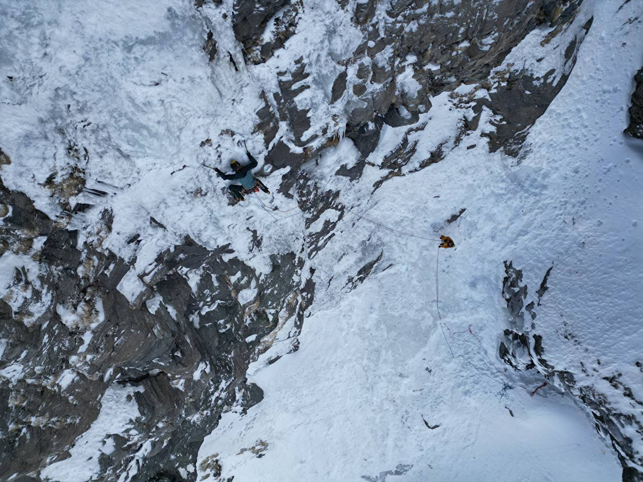 Vallone di Cuneaz, Val d’Ayas, Valle d'Aosta, François Cazzanelli, Stefano Stradelli, Jerome Perruquet