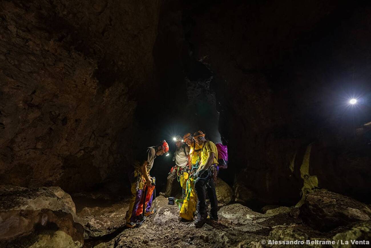 Jabal Samḥān Oman, La Venta