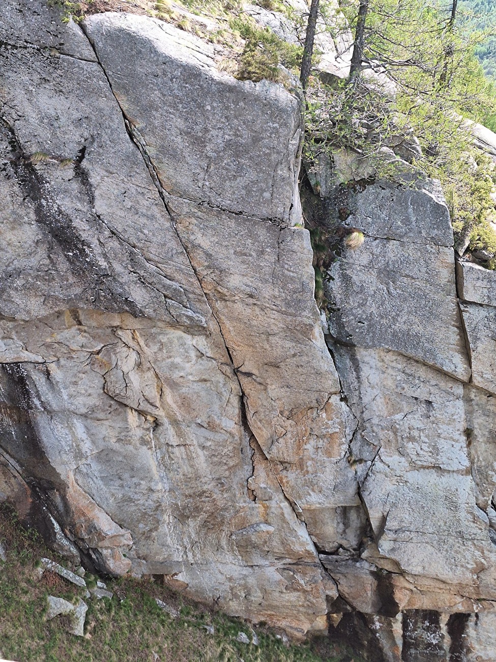 Valle dell'Orco Piccolo Half Dome