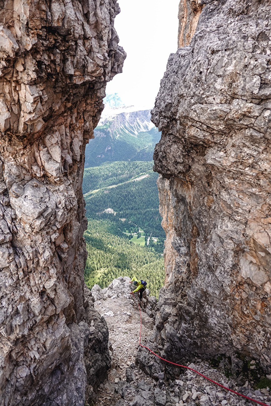 Primo Spigolo Tofana di Rozes, Dolomiti