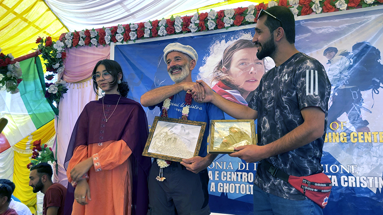 Cristina Castagna Center Pakistan