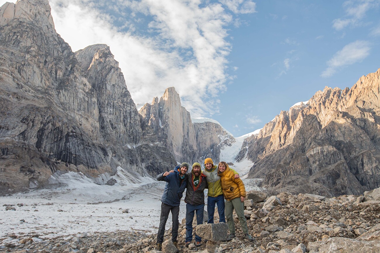 Mirror Wall, Greenland, Julia Cassou, Sean Warren, Pete Whittaker, Sean Villanueva O’Driscoll