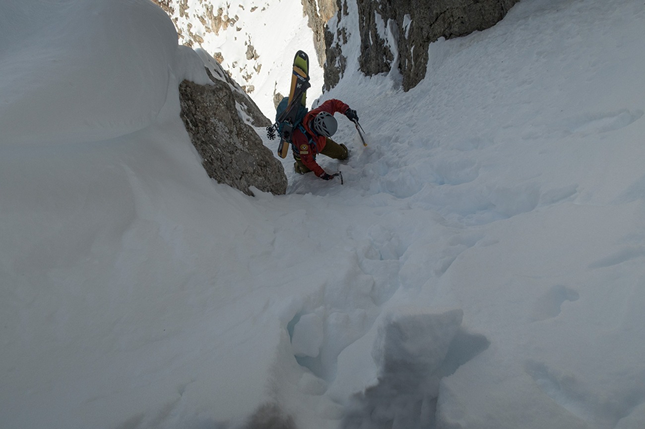 Dolomites steep skiing 2024