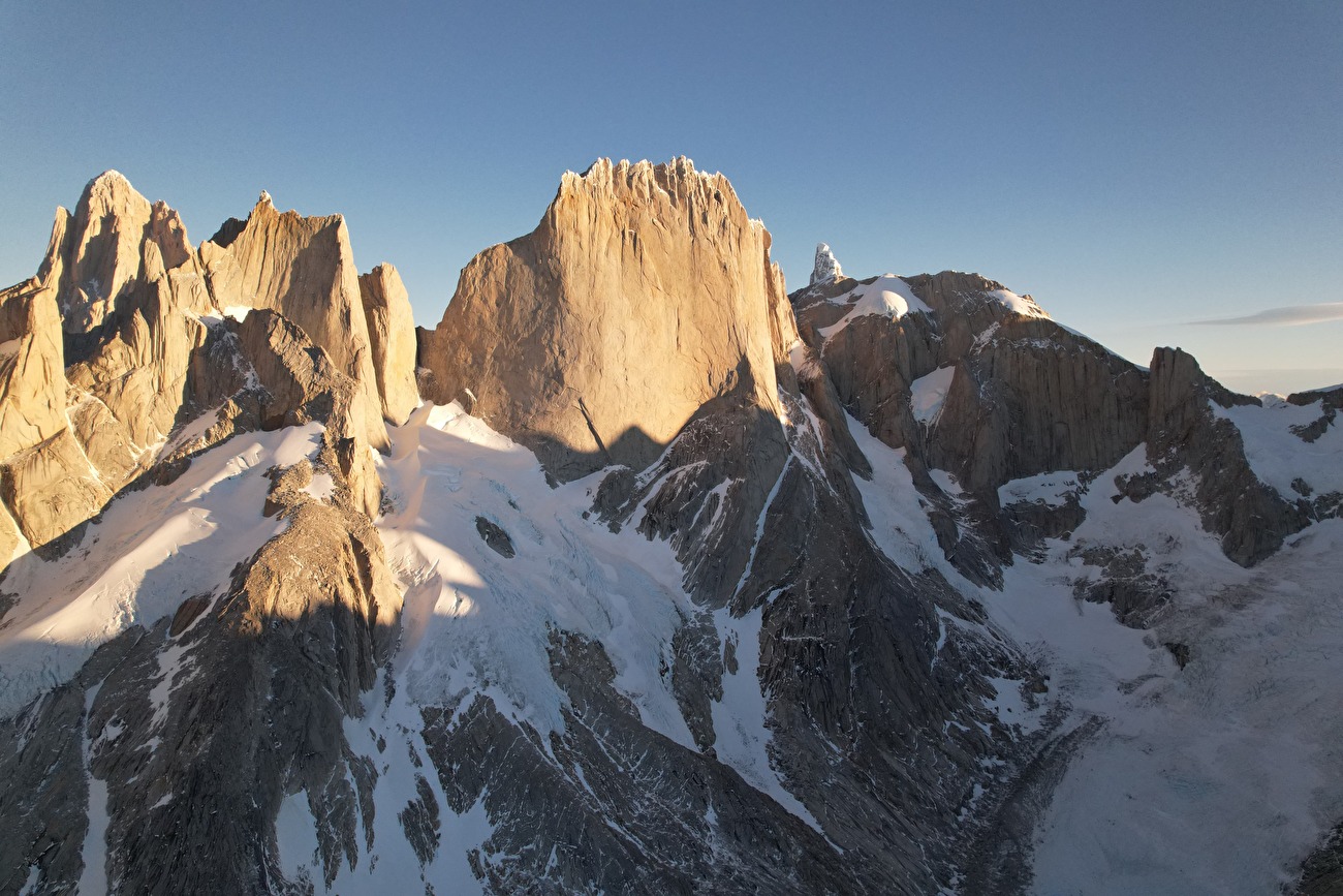 Cerro Piergiorgio, Patagonia, Gringos Locos